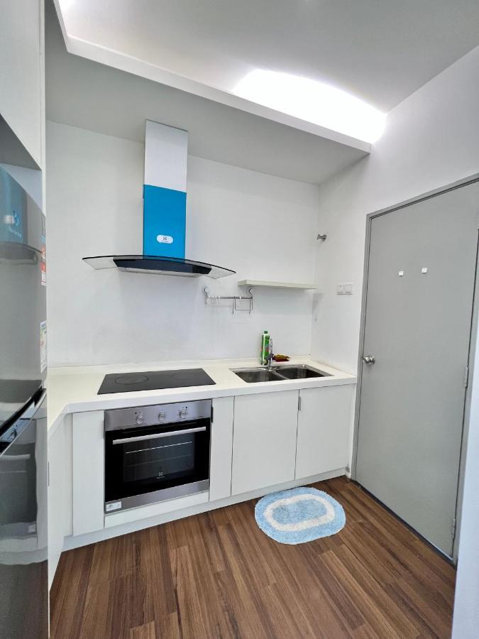 Silksky- Chic Studio For 2, Free Parking, Near Balakong, C180, The Mines, Serdang, Kajang Seri Kembangan Exterior photo